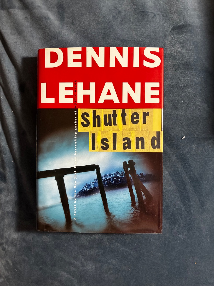 Shutter Island — photograph 1 of 7